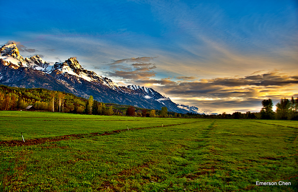 YellowStone6527_HDR2.jpg