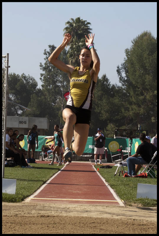 GIRL LONG JUMP CHAM.jpg