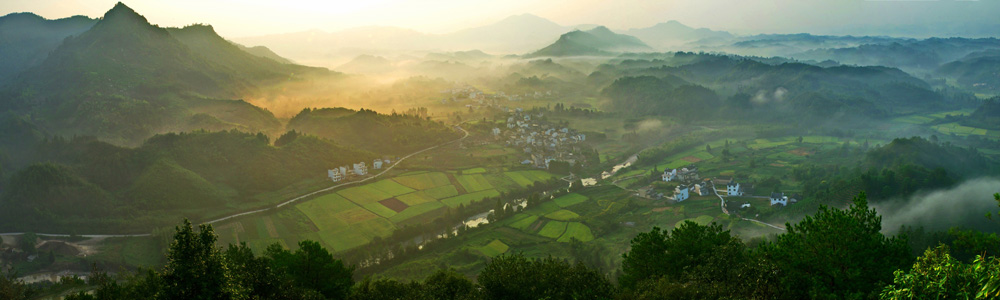 2《 燕山日出  》YANSHAN SUNRISE .jpg