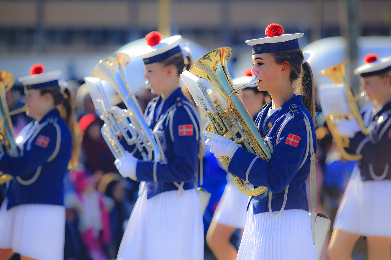 12_2015 Rose Parade_fwy.jpg