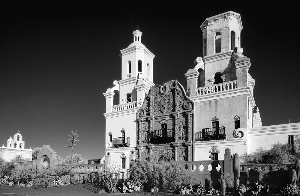 Mission San Xavier Photo 2.jpg