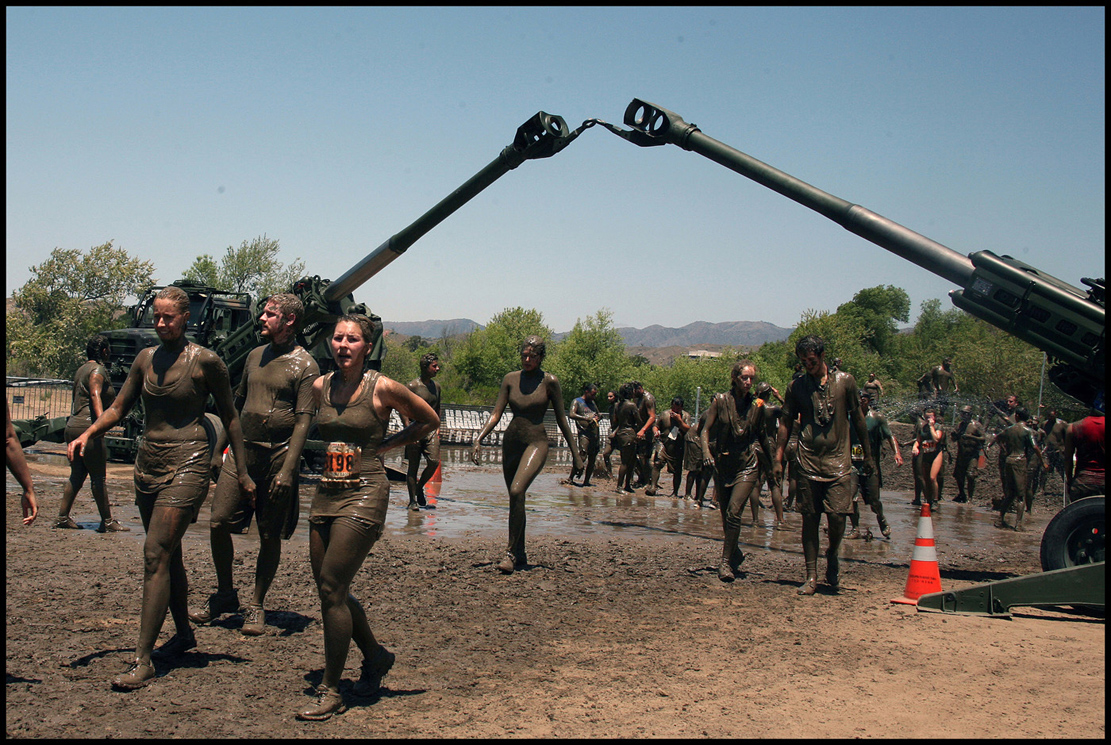 TRAVEL #2  GIA TRUNG Title MUDDY RUN IN LA.jpg