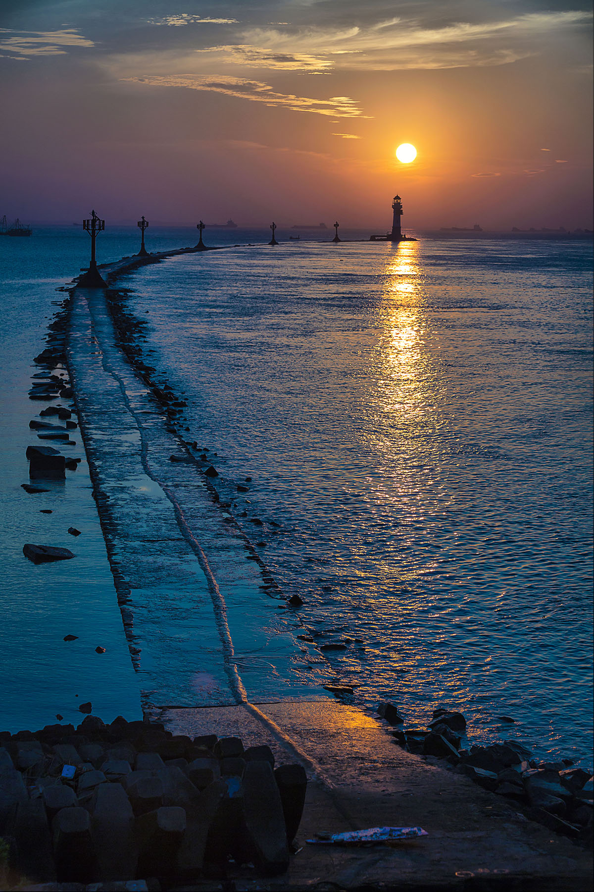 炮台湾日出 .jpg