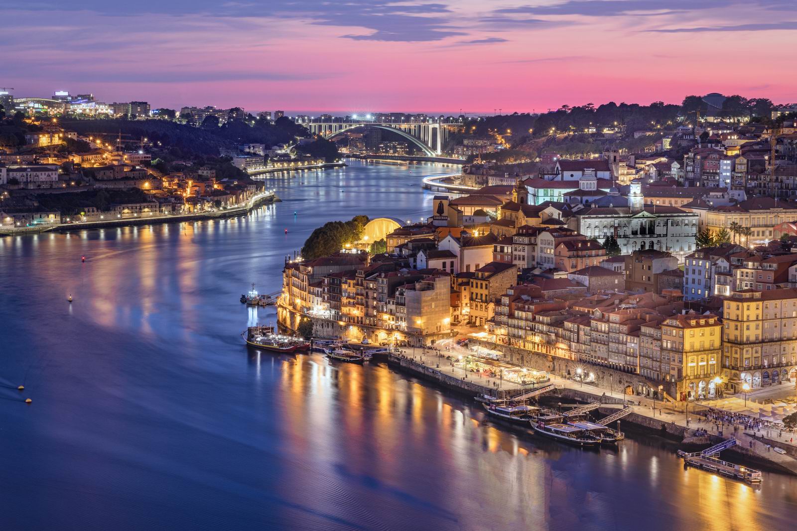 012_Porto's night.jpg