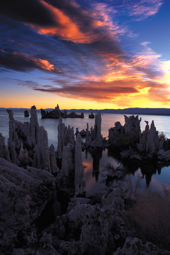 Mono Lake by Frank Su Huang